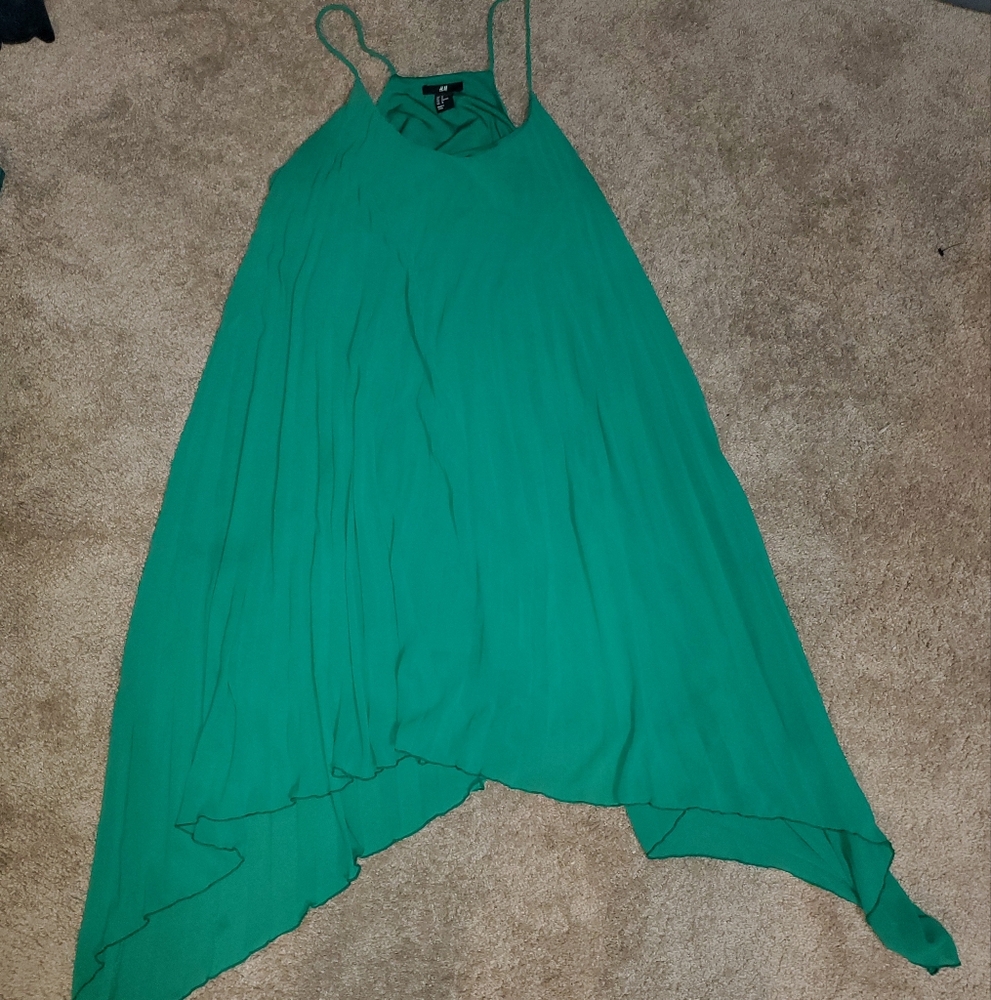 H&M Vibrant Green Top